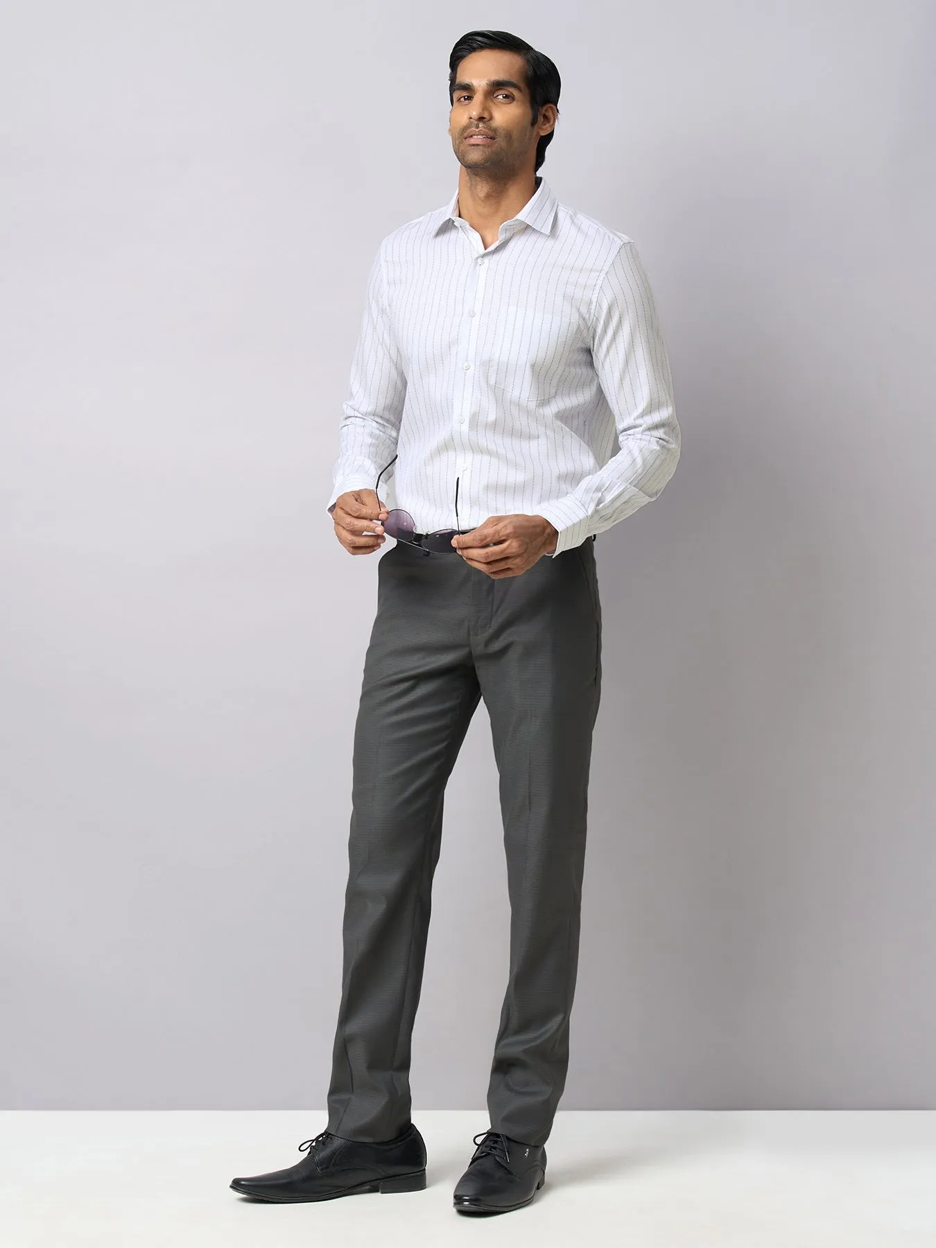 100% Cotton White Striped Slim Fit Full Sleeve Formal Shirt