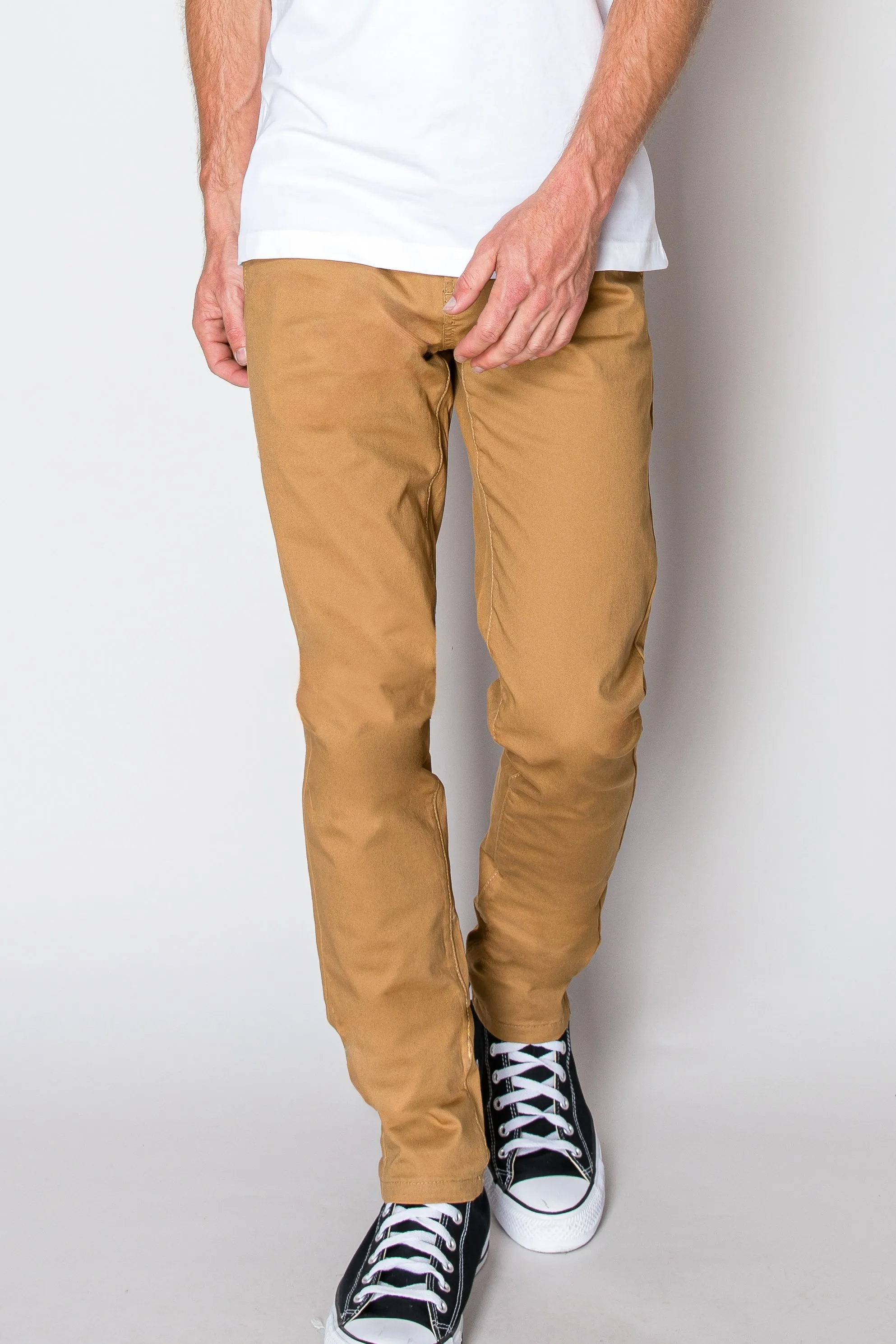 Essential Chino Pants