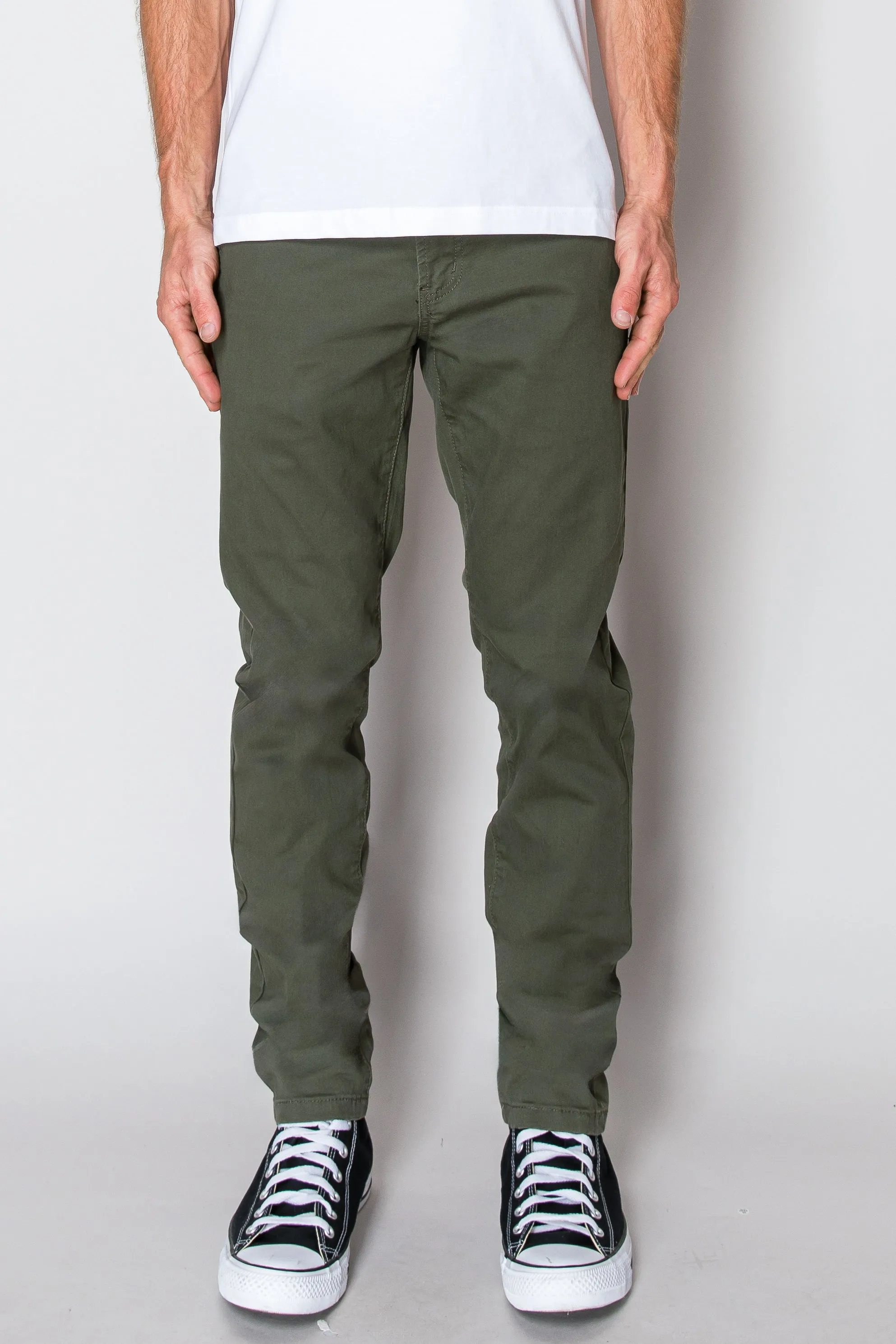 Essential Chino Pants