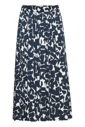 Ichi Graphi Skirt in Total Eclipse Graphic aop