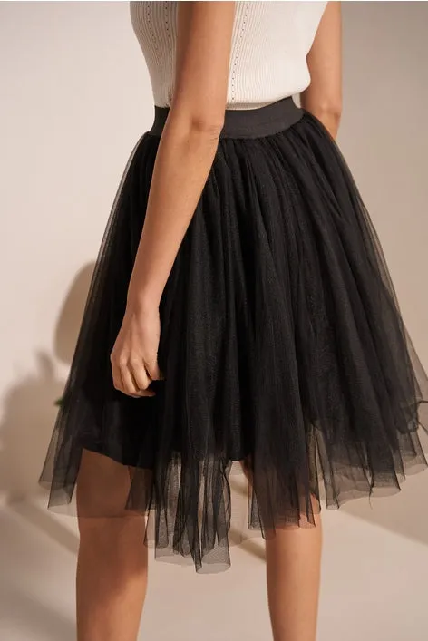 Mid-length tulle skirt