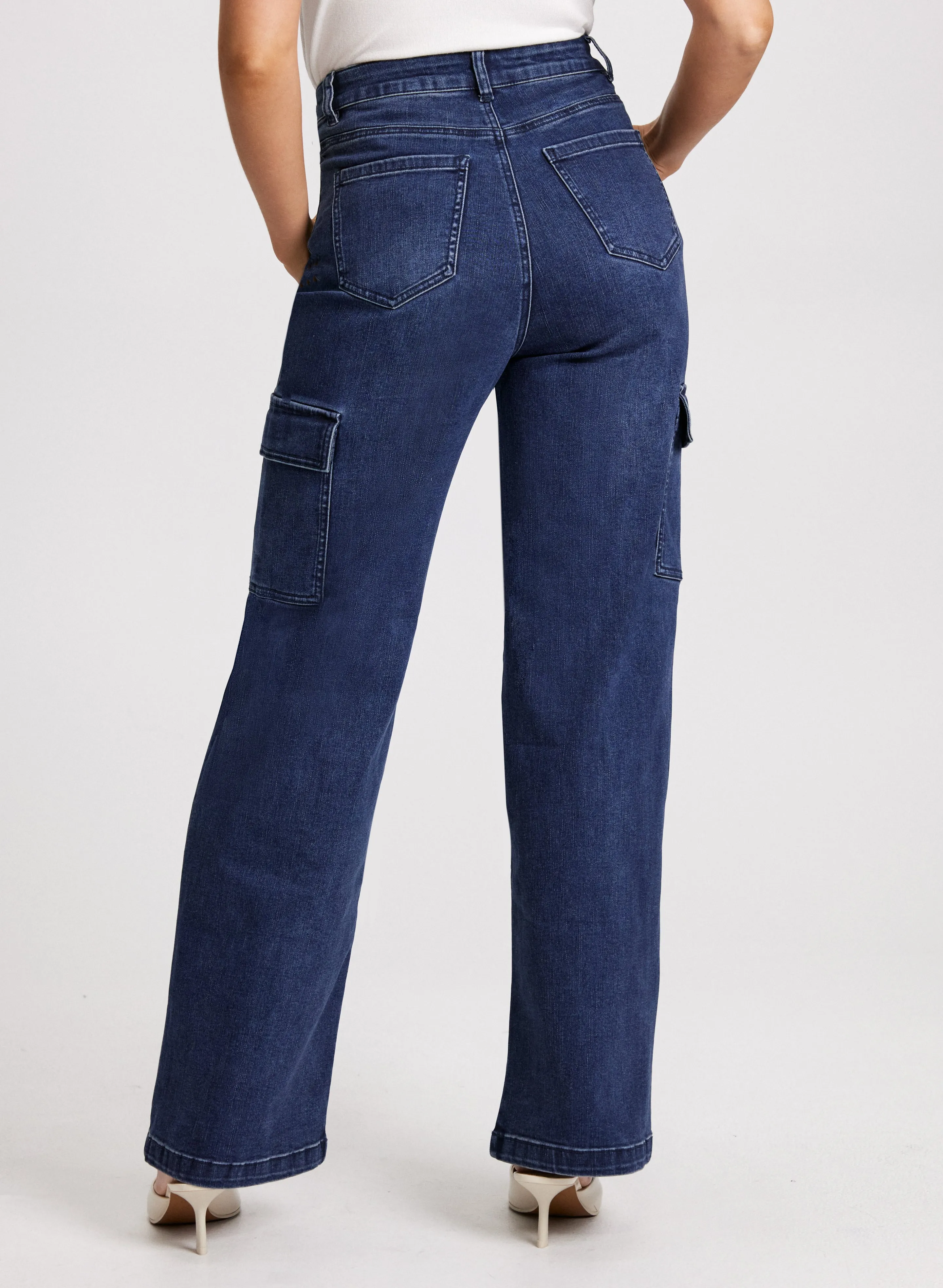 Wide Leg Cargo Jeans