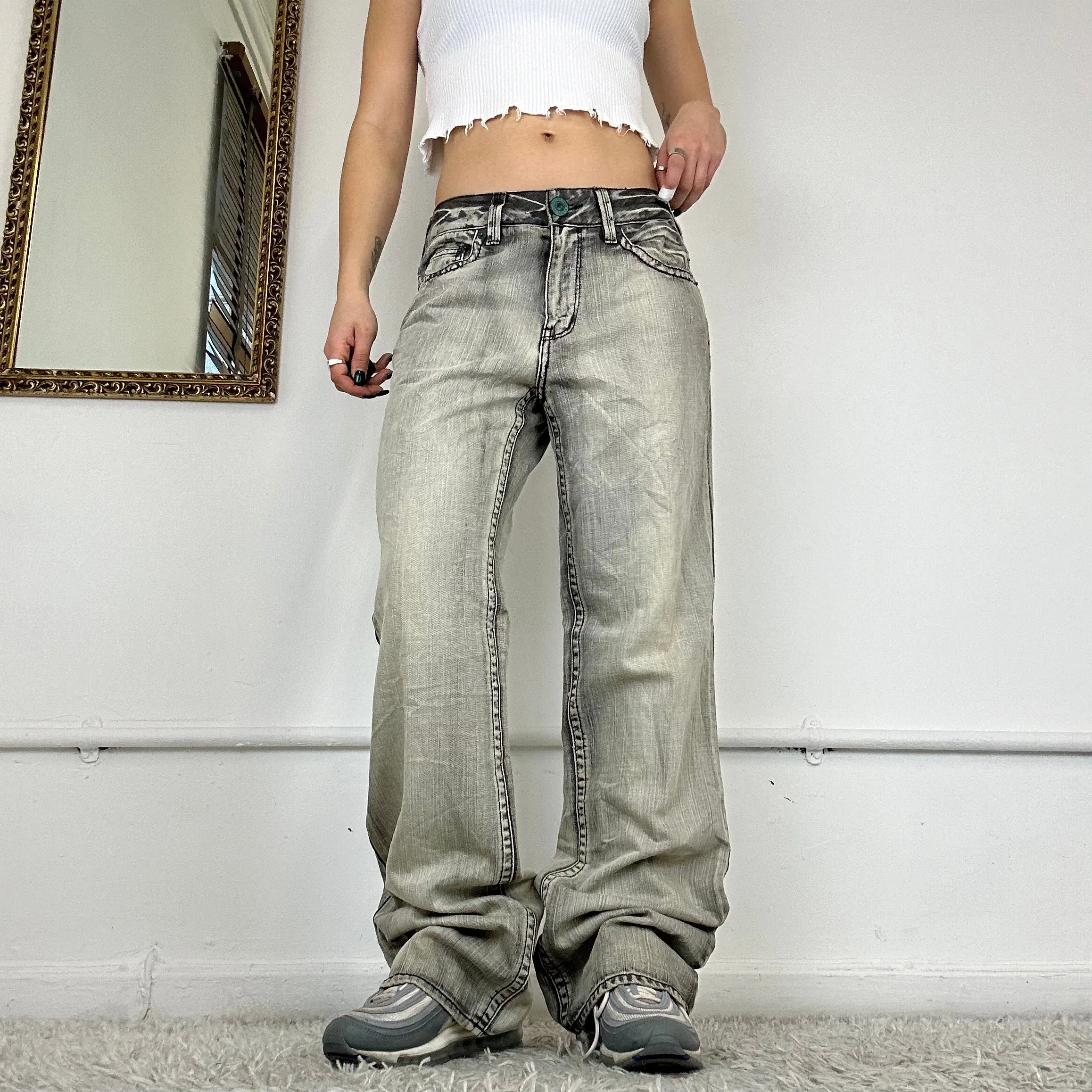 wide leg washed jeans